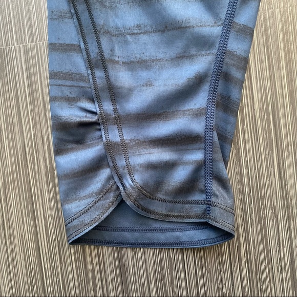 Lululemon Top Speed Crop (Good Vibes Deep Navy Black/Black) - Size 8 - Picture 11 of 11